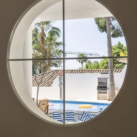 فيلة Stockholm With Private Pool